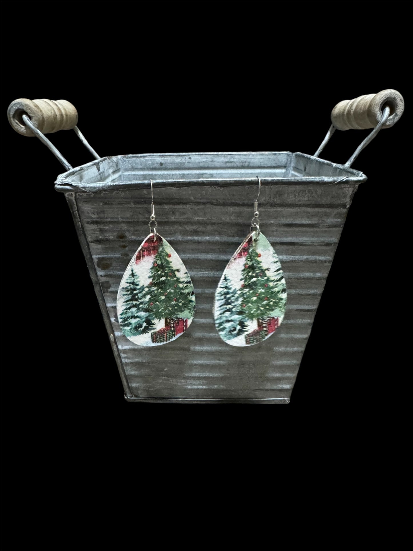 Oh Christmas Tree Earrings